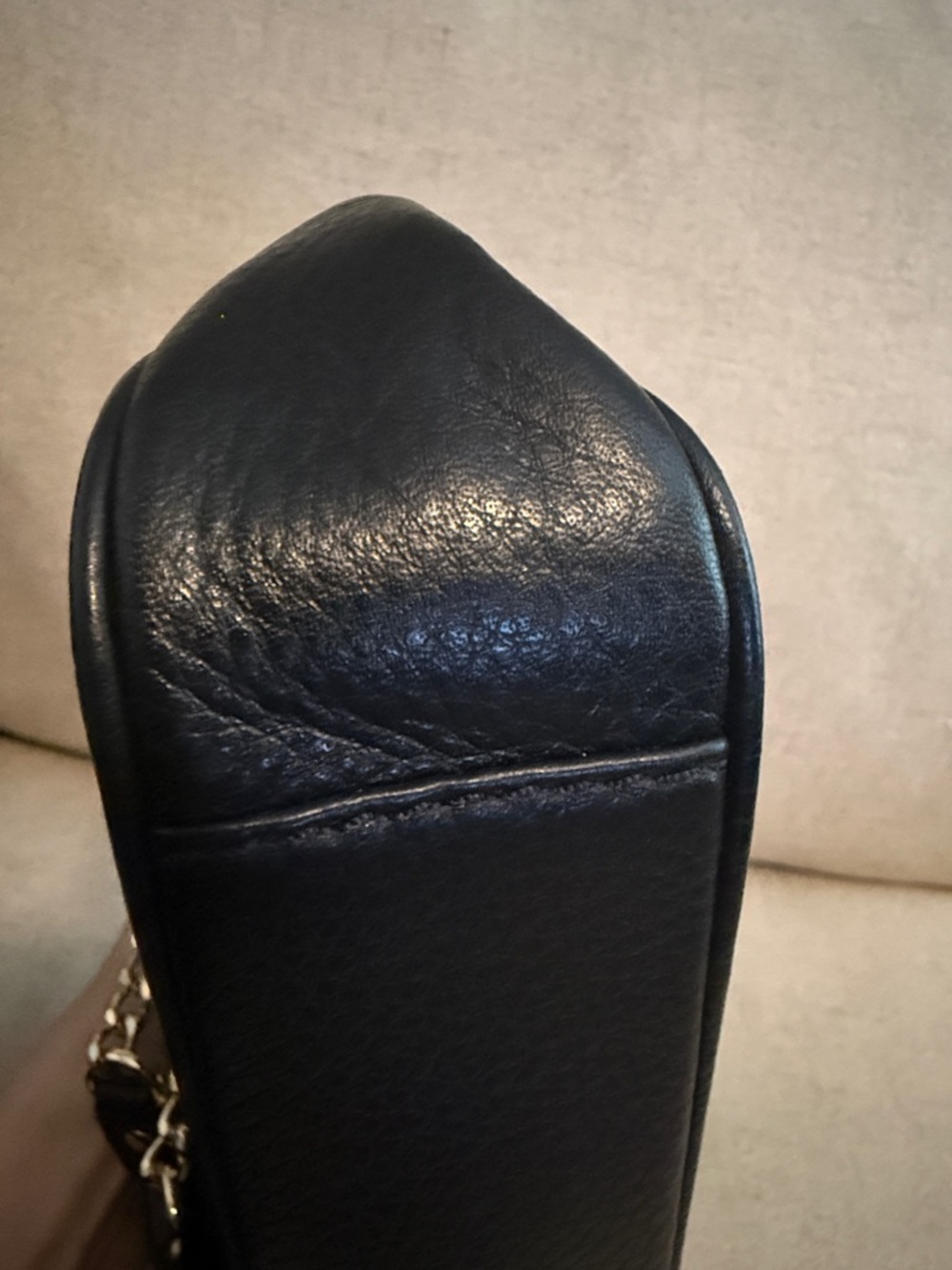 Michael Kors Black Leather Shoulder Bag with Gold Hardware - Picture 11 of 13